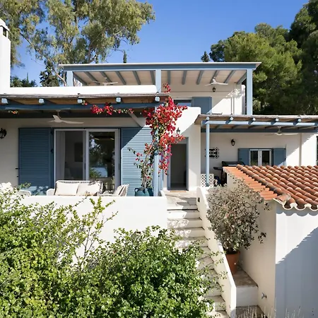 Santa Maria Villa